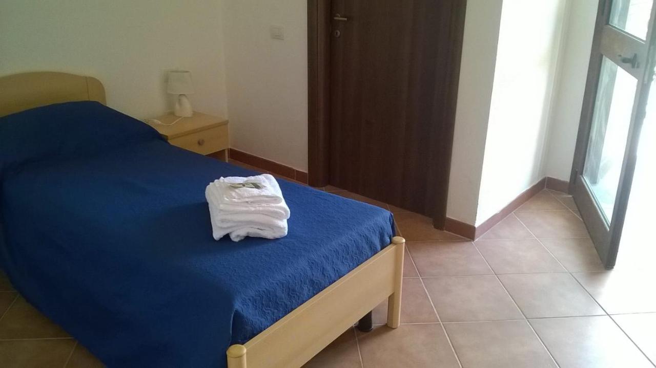 Hotel Bena E Traes Laerru Kültér fotó