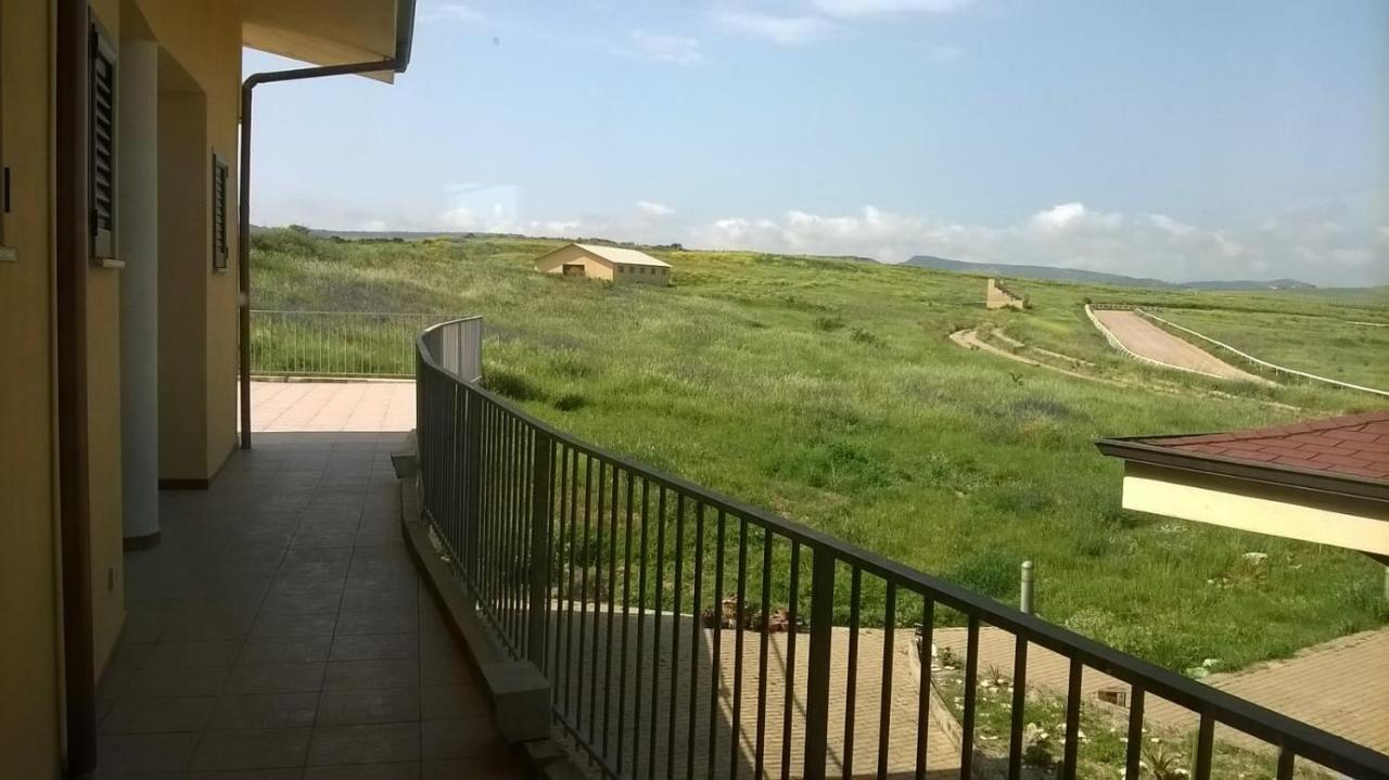 Hotel Bena E Traes Laerru Kültér fotó