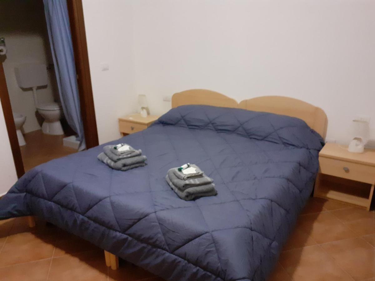 Hotel Bena E Traes Laerru Kültér fotó