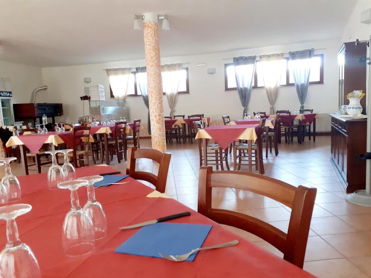 Hotel Bena E Traes Laerru Kültér fotó