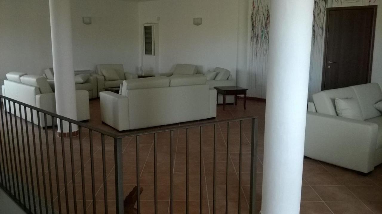 Hotel Bena E Traes Laerru Kültér fotó