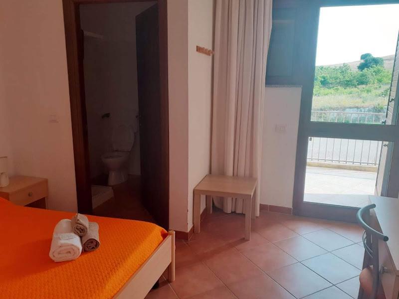 Hotel Bena E Traes Laerru Kültér fotó