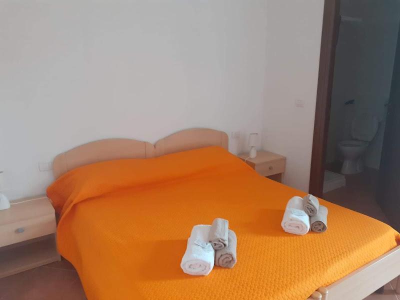 Hotel Bena E Traes Laerru Kültér fotó