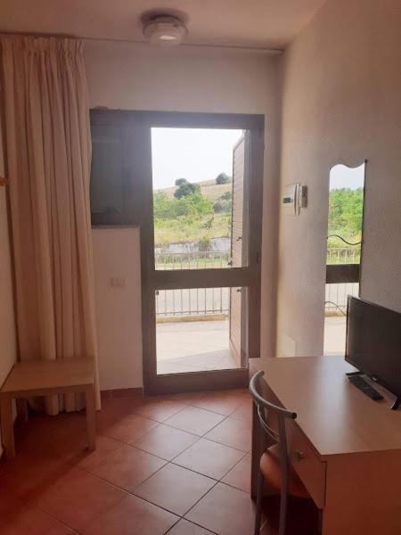 Hotel Bena E Traes Laerru Kültér fotó