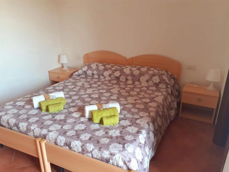 Hotel Bena E Traes Laerru Kültér fotó